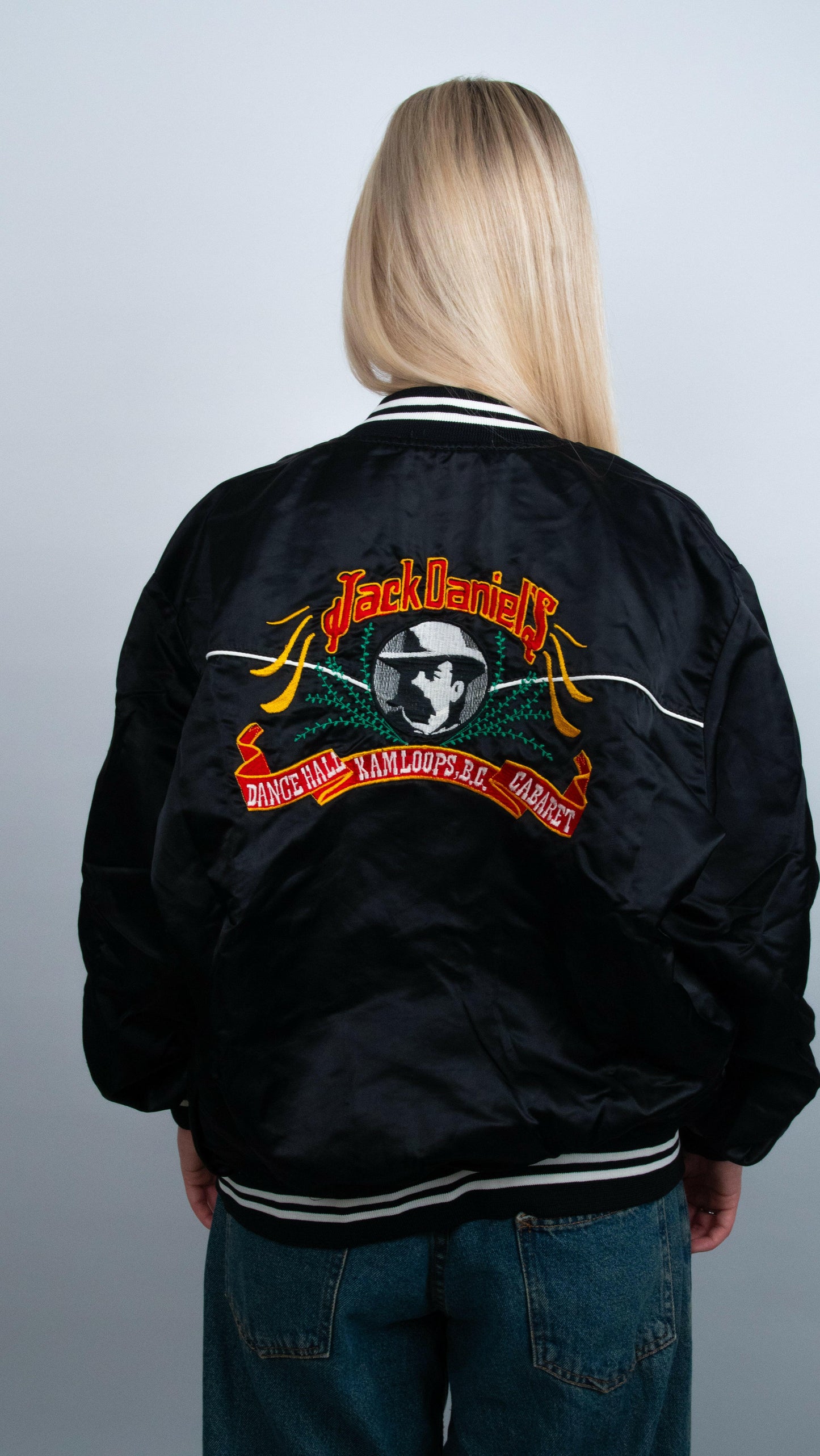 Solo Jacket Box